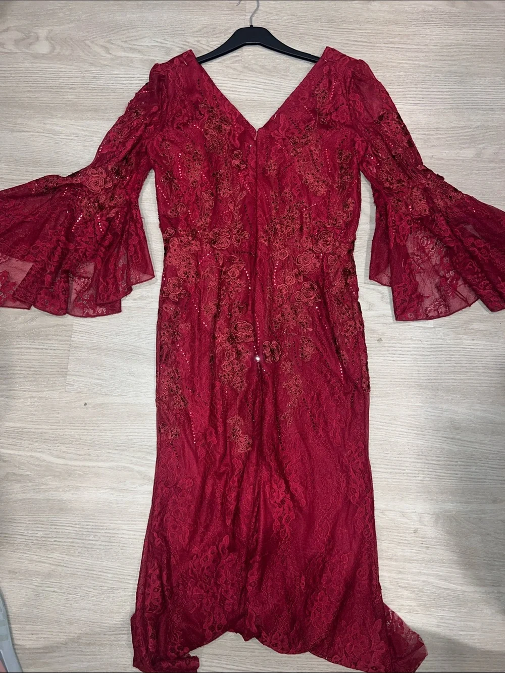 Jovani similar style